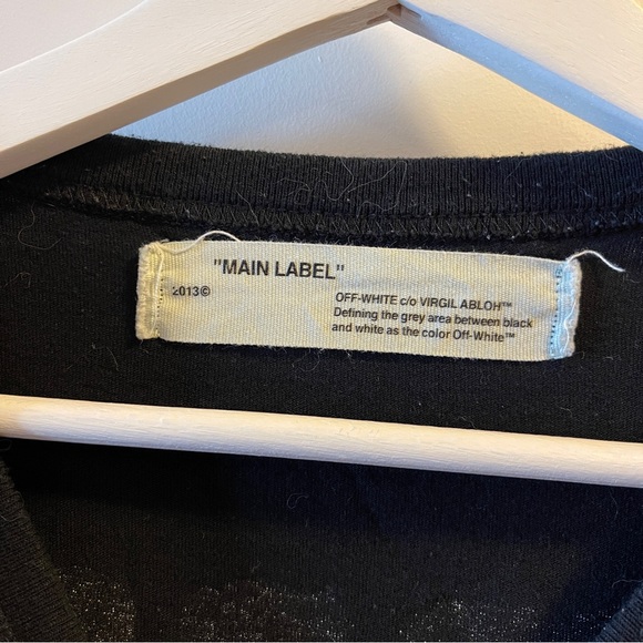 Off white spray paint logo long sleeve tee men’s size medium - Picture 4 of 10